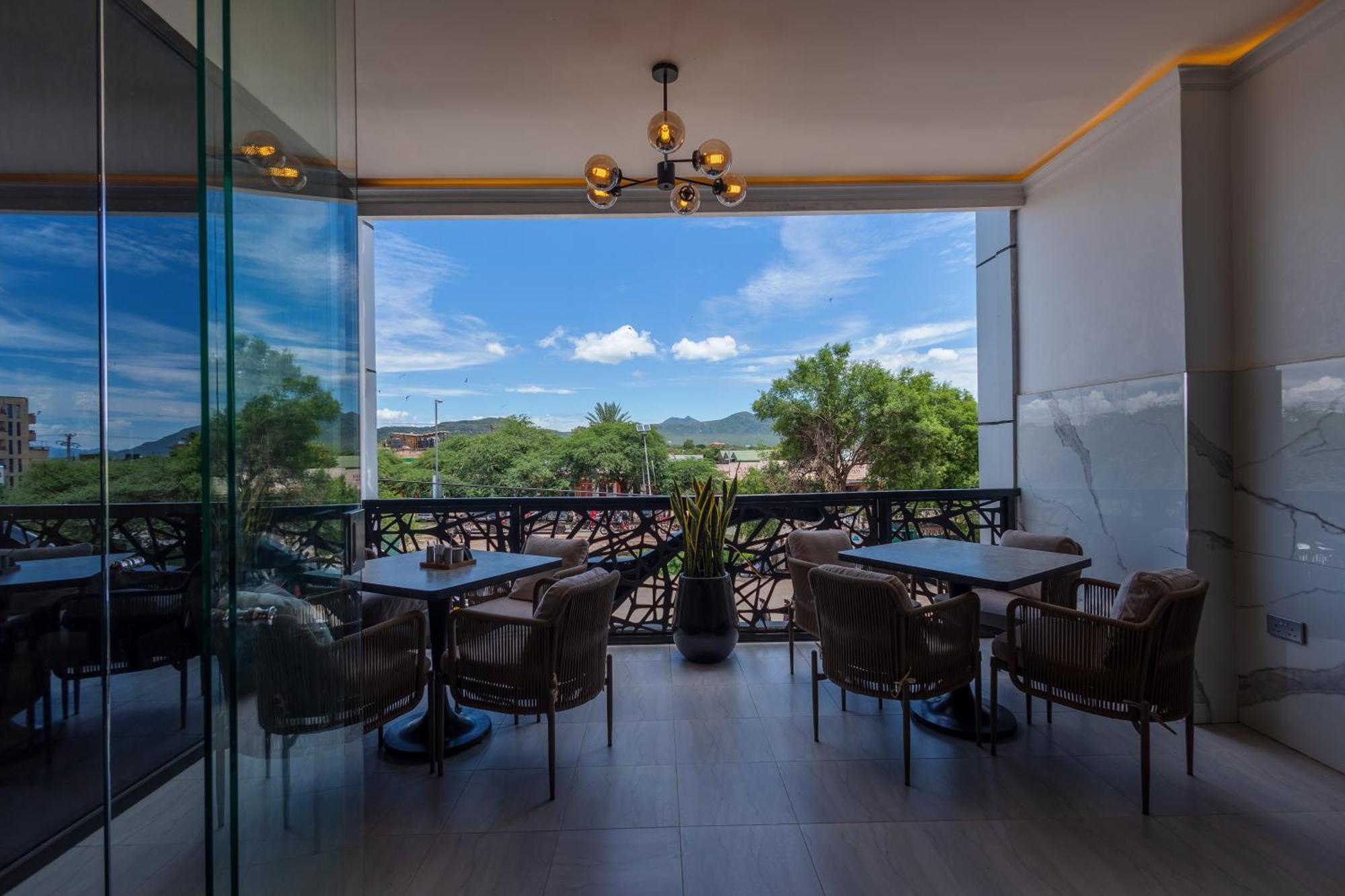 Iman Hotel Isiolo Zewnętrze zdjęcie