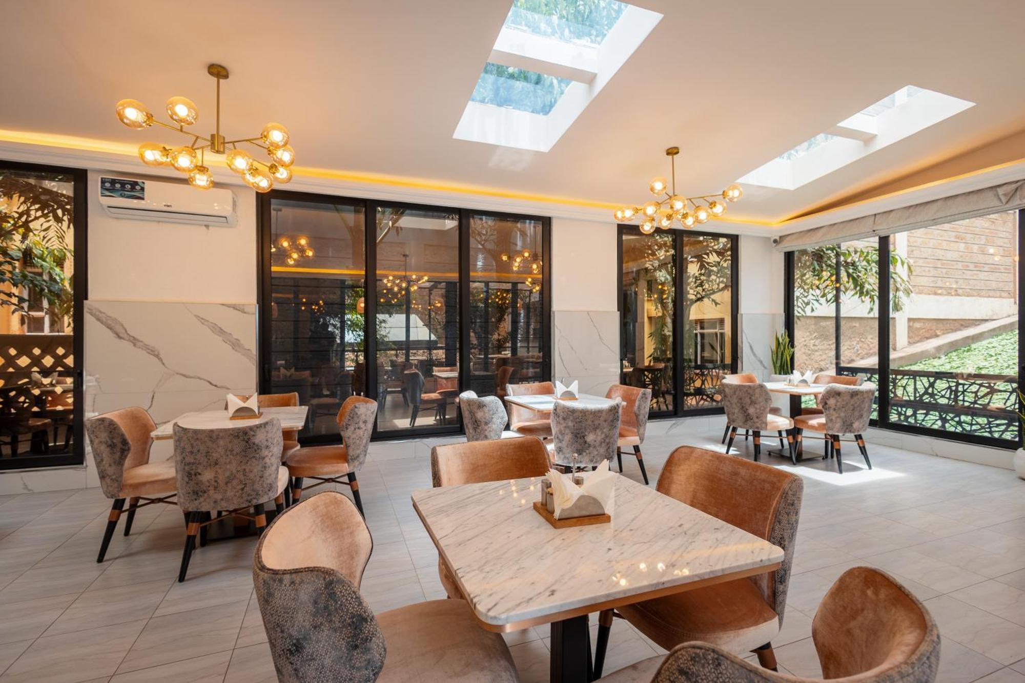 Iman Hotel Isiolo Zewnętrze zdjęcie