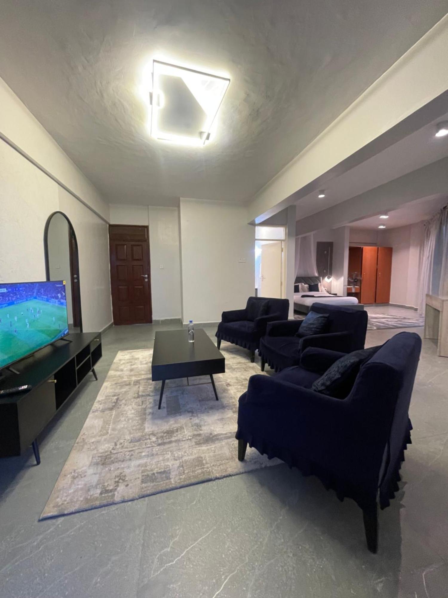 Iman Hotel Isiolo Zewnętrze zdjęcie