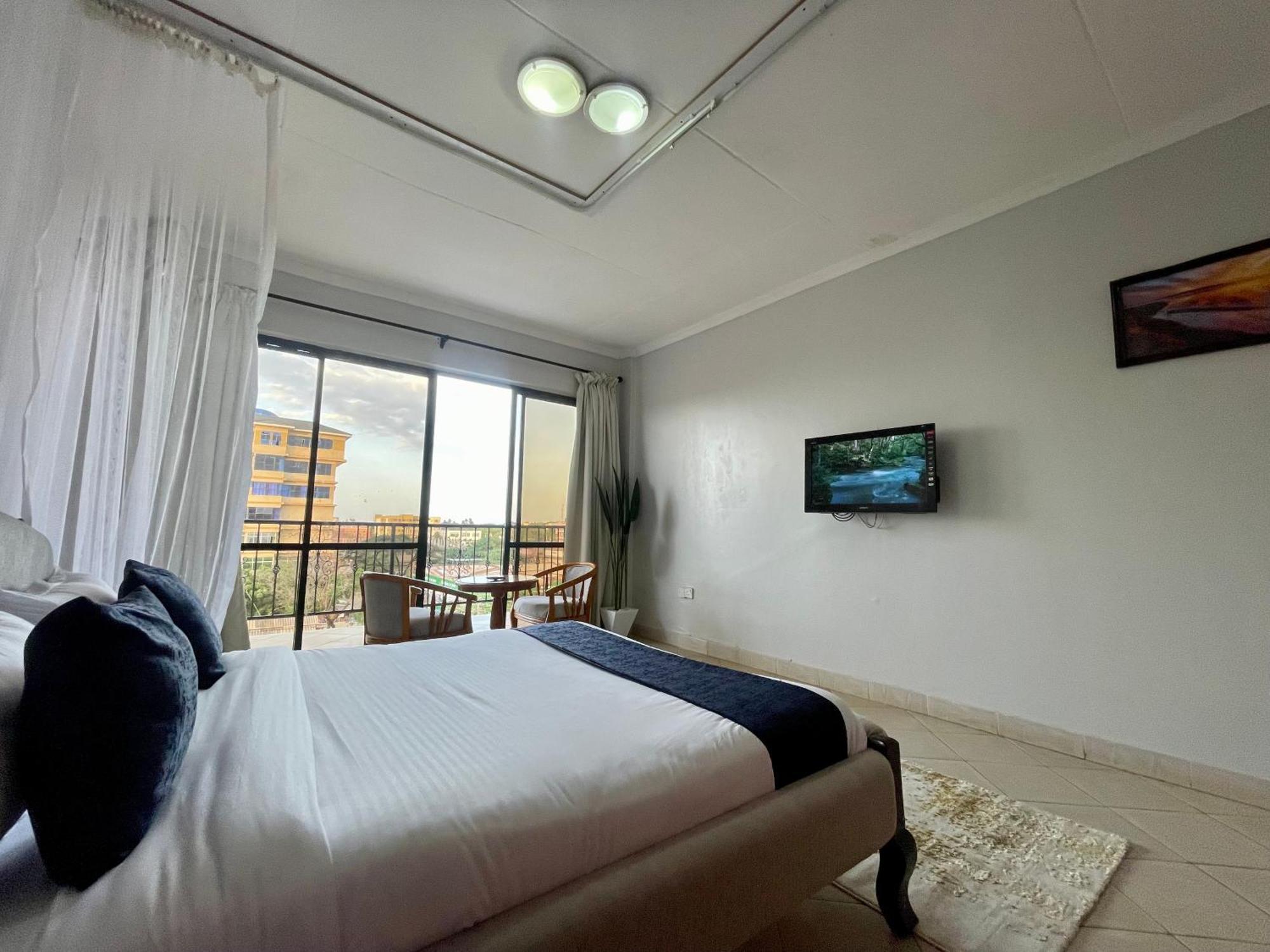 Iman Hotel Isiolo Zewnętrze zdjęcie